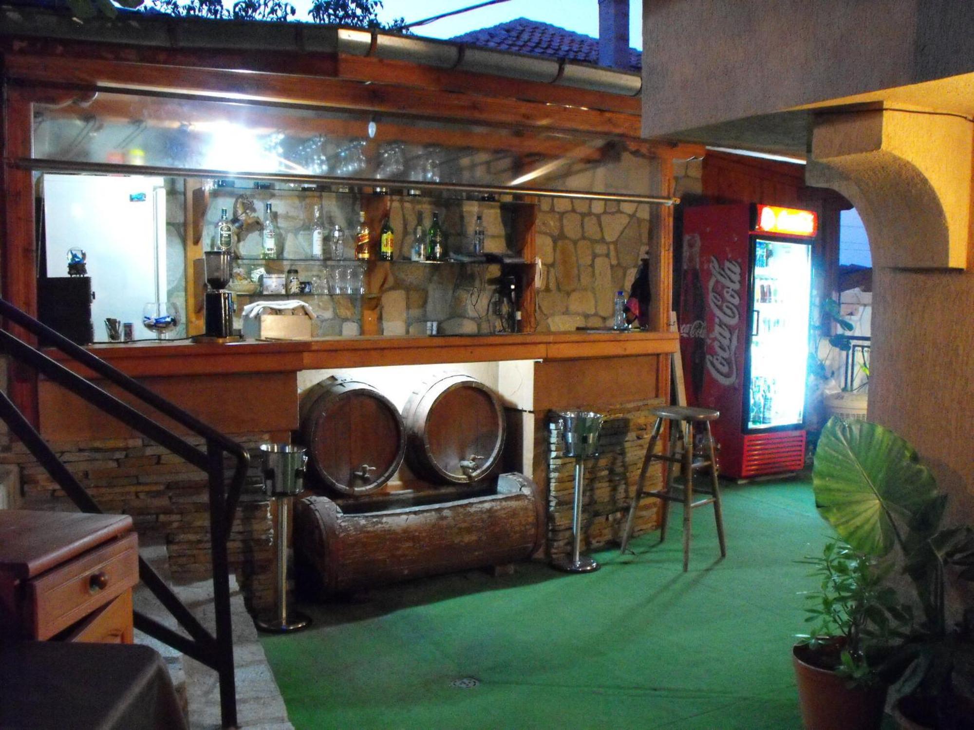 Family Hotel Ogi Asenovgrad Extérieur photo