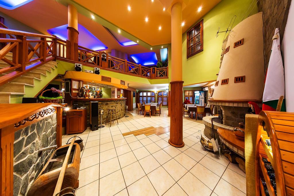 Family Hotel Ogi Asenovgrad Extérieur photo