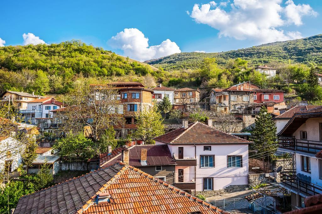 Family Hotel Ogi Asenovgrad Extérieur photo