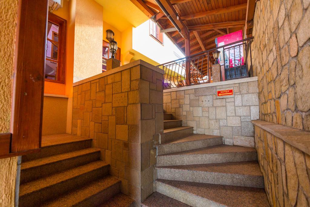 Family Hotel Ogi Asenovgrad Extérieur photo